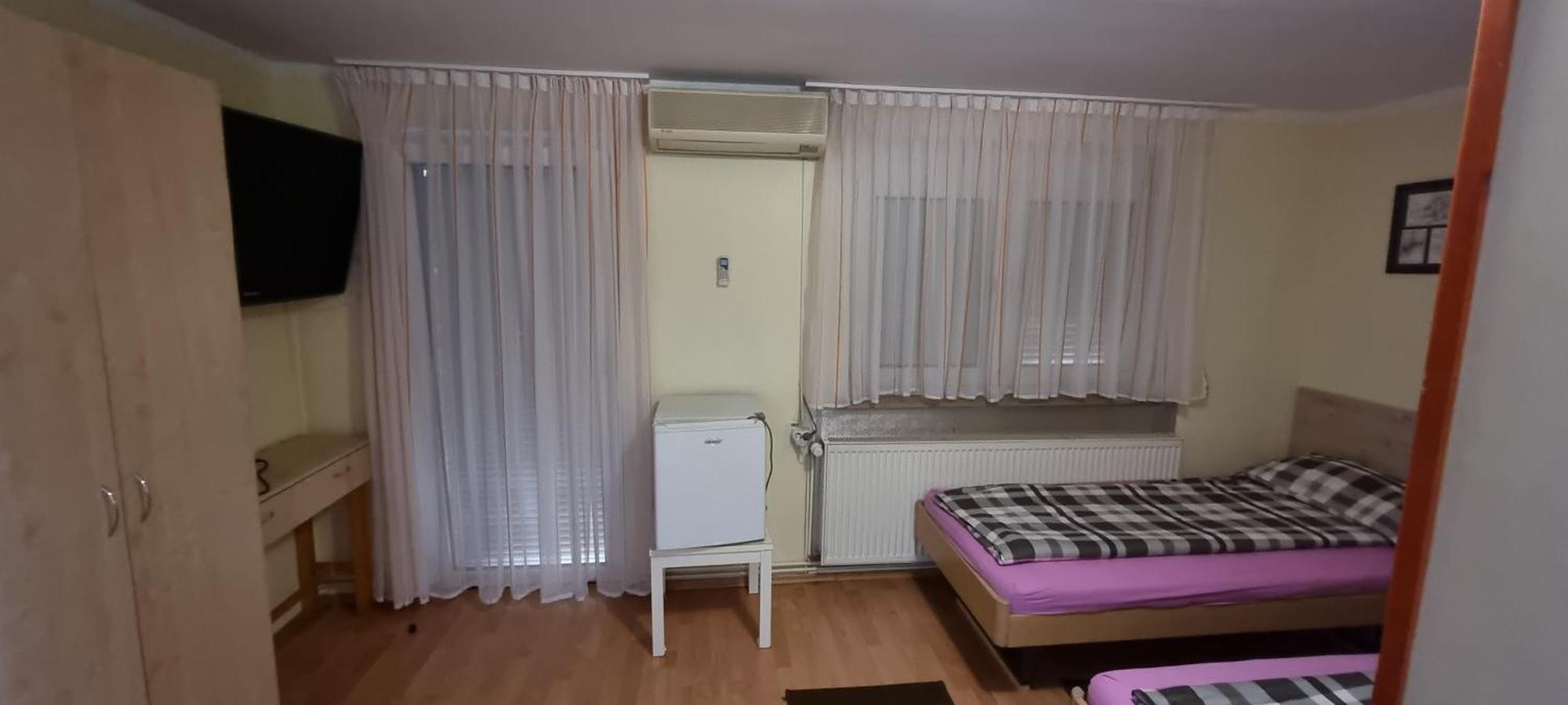 Pensiunea Zodiac Timisoara Exterior foto