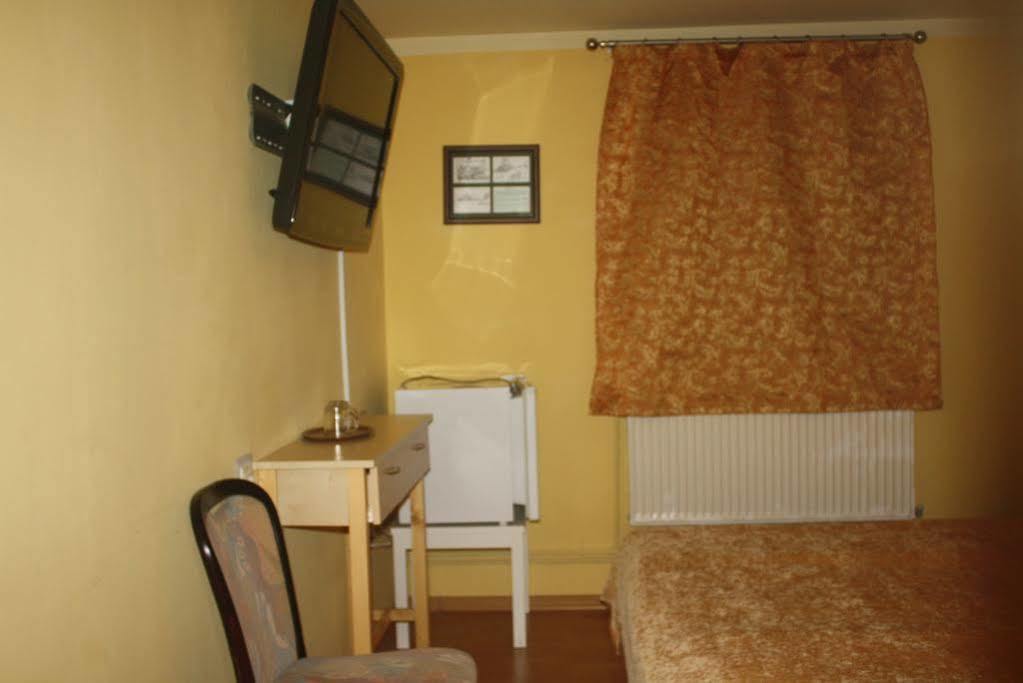 Pensiunea Zodiac Timisoara Exterior foto